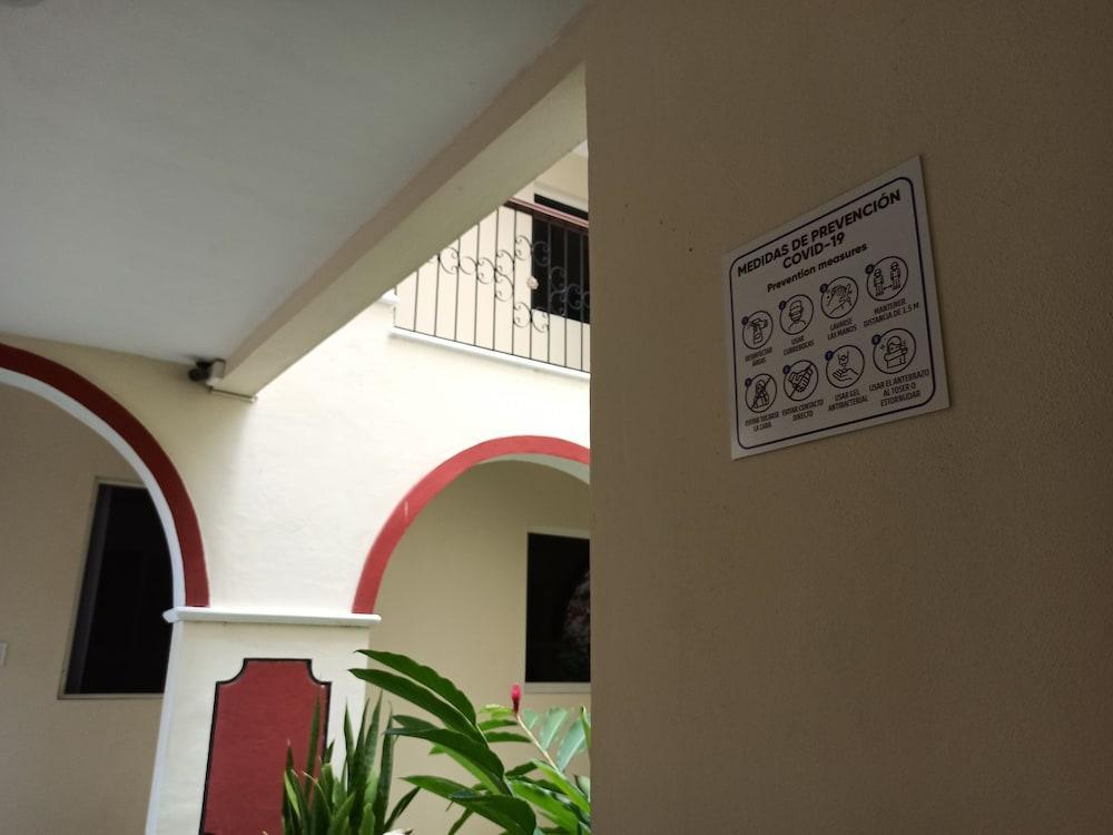 Hotel Catedral วัลลาโดลิด ภายนอก รูปภาพ